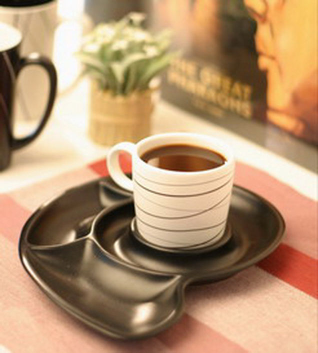 Nautilus Stoneware Snack Set